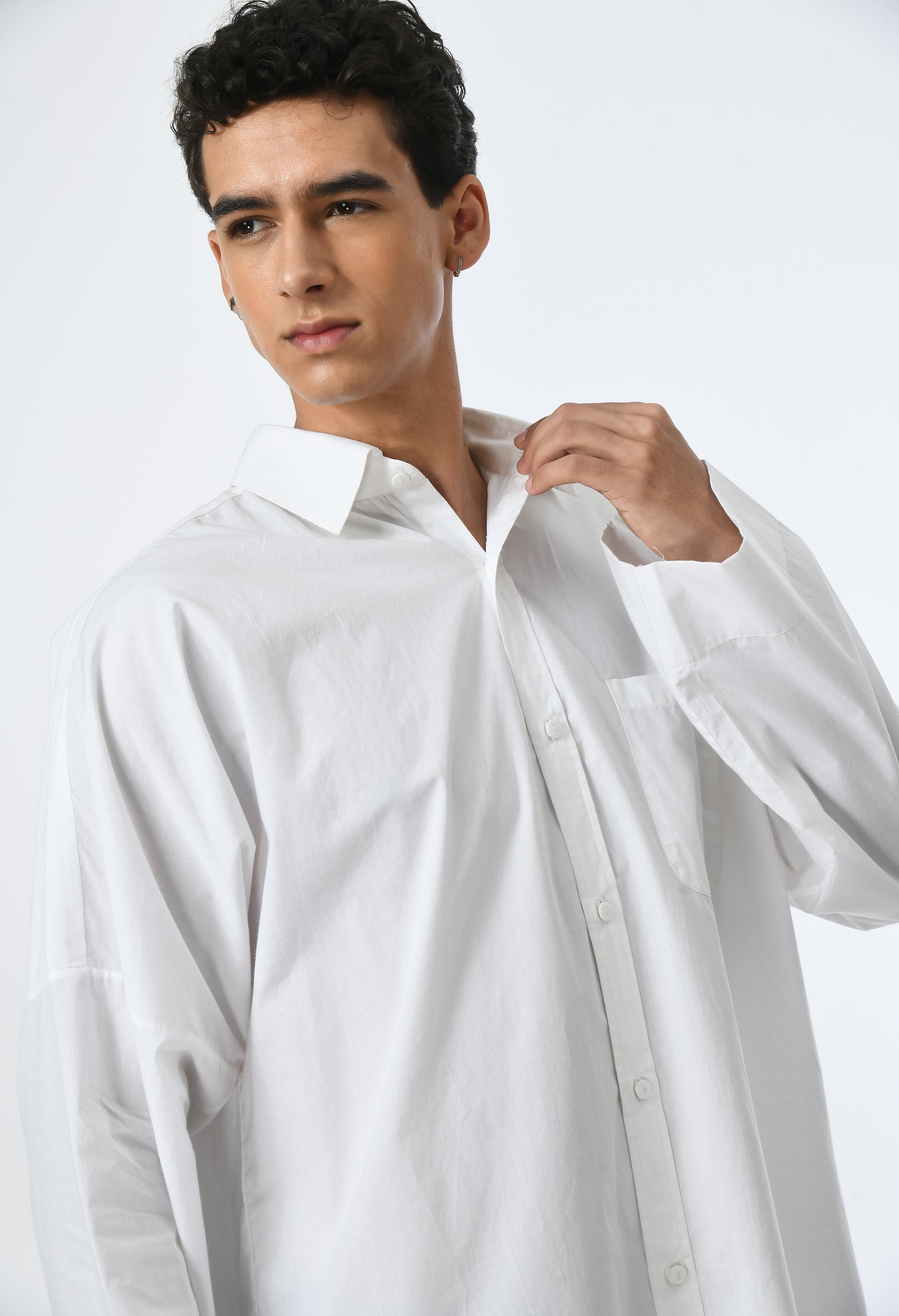 White unisex shirt with classic collar.