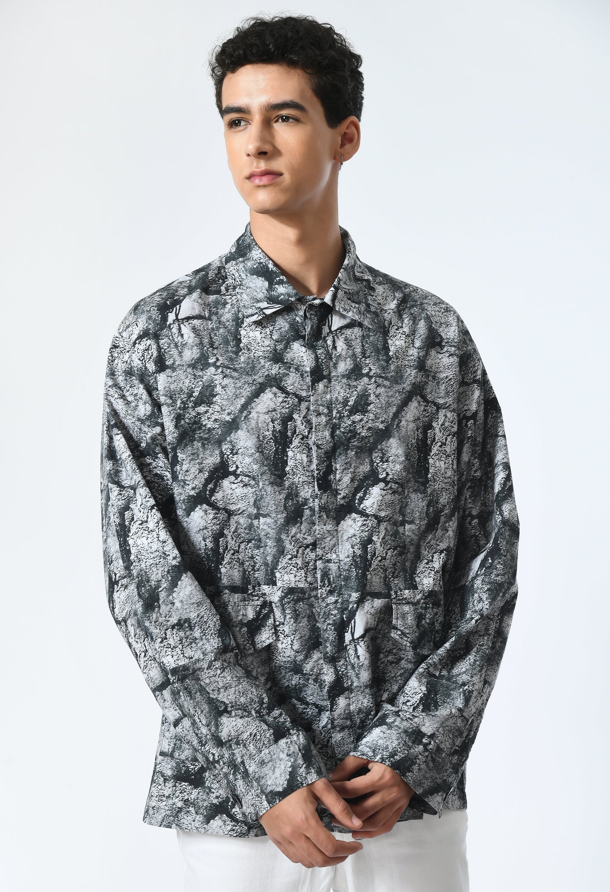 PIXEL RUSH SHIRT with Bombay to Tokyo inspired print in soft cotton.