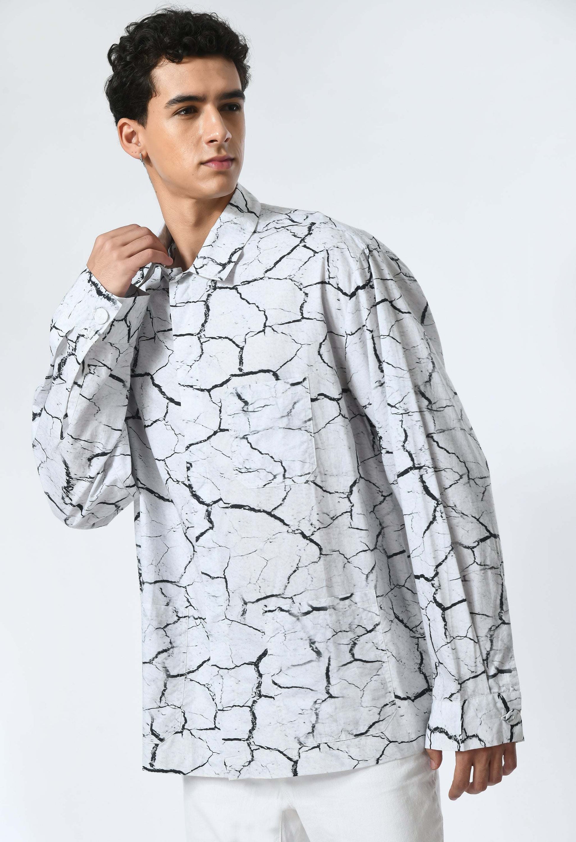 INKWAVE SHIRT with cultural print inspired by Bombay to Tokyo journey in soft cotton.
