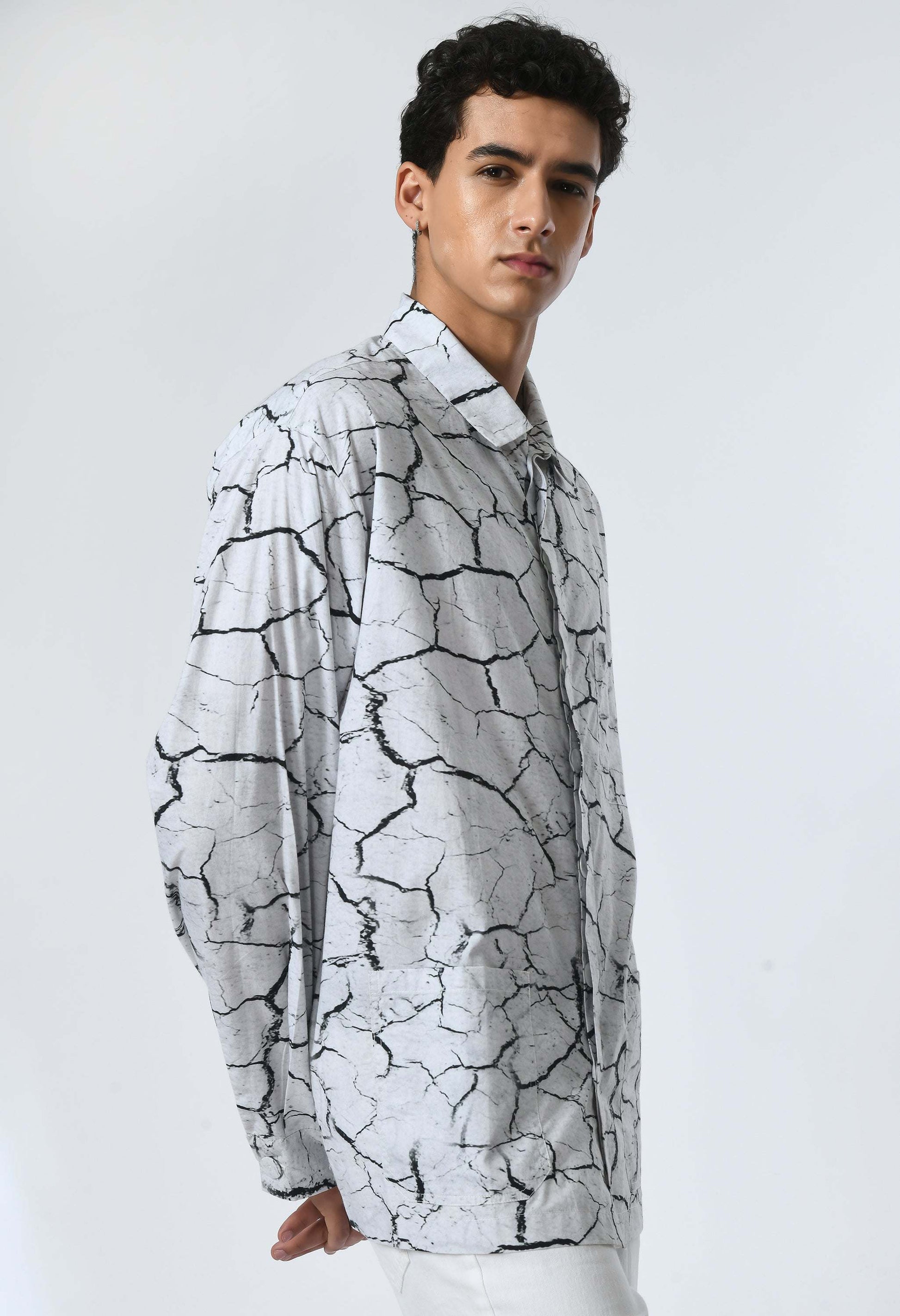 INKWAVE SHIRT with cultural print inspired by Bombay to Tokyo, crafted in soft cotton.