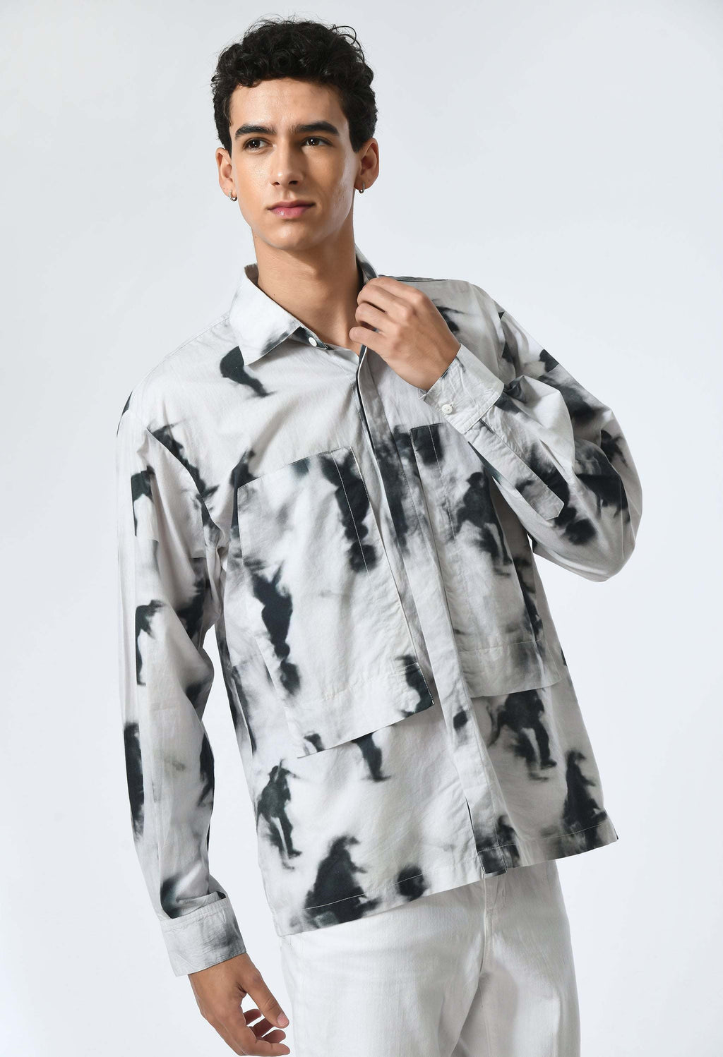 SMUDGE PLAY SHIRT with cultural print inspired by Bombay to Tokyo journey, crafted in soft cotton.