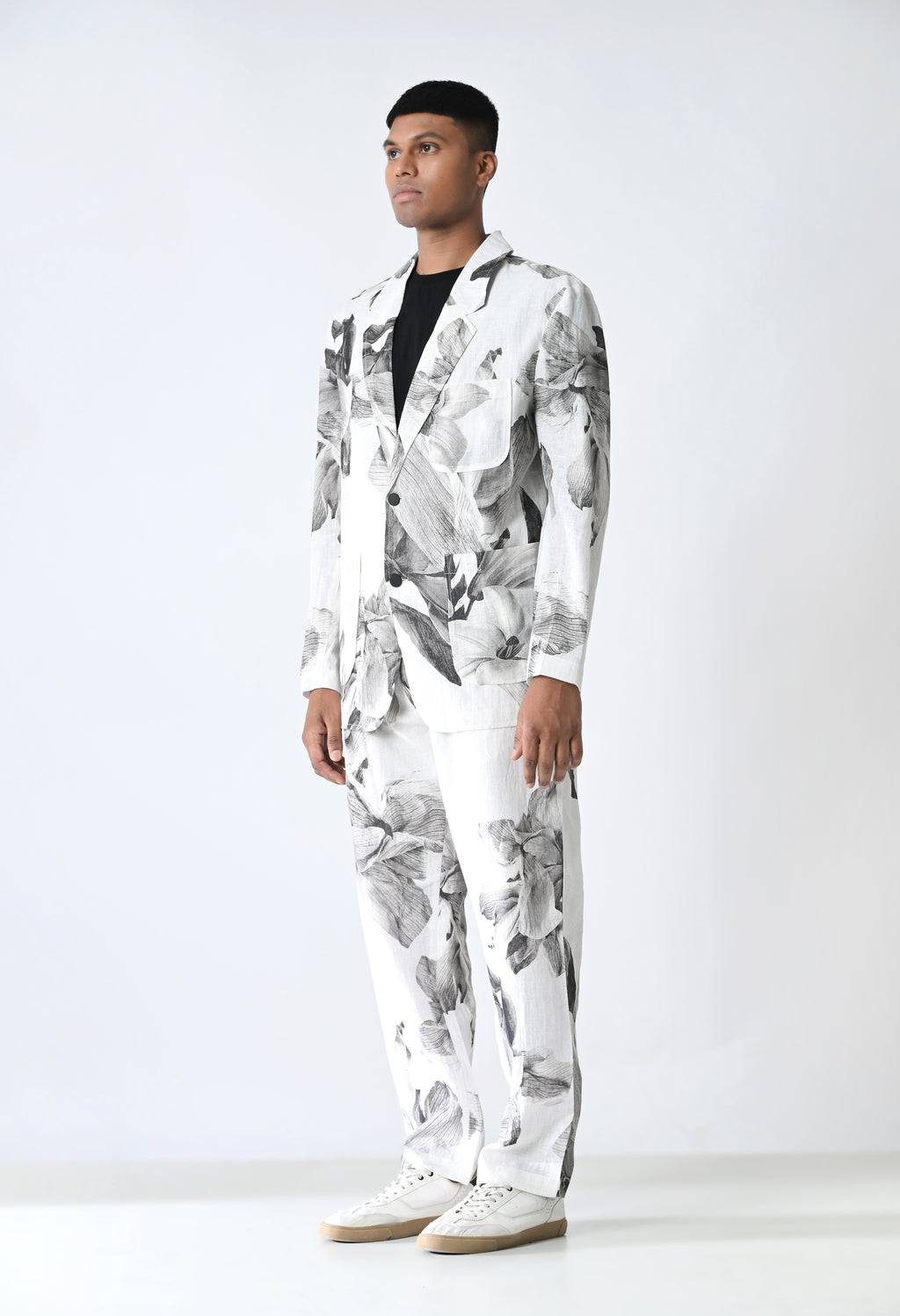 Monochrome co-ords