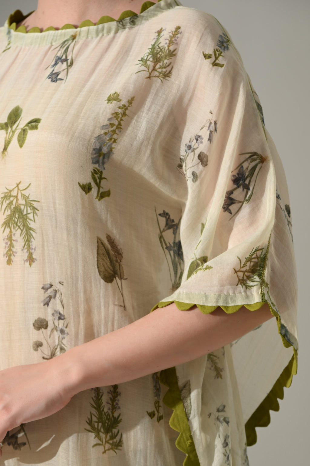 Cream Floral Kaftan Dress - samant chauhan design 