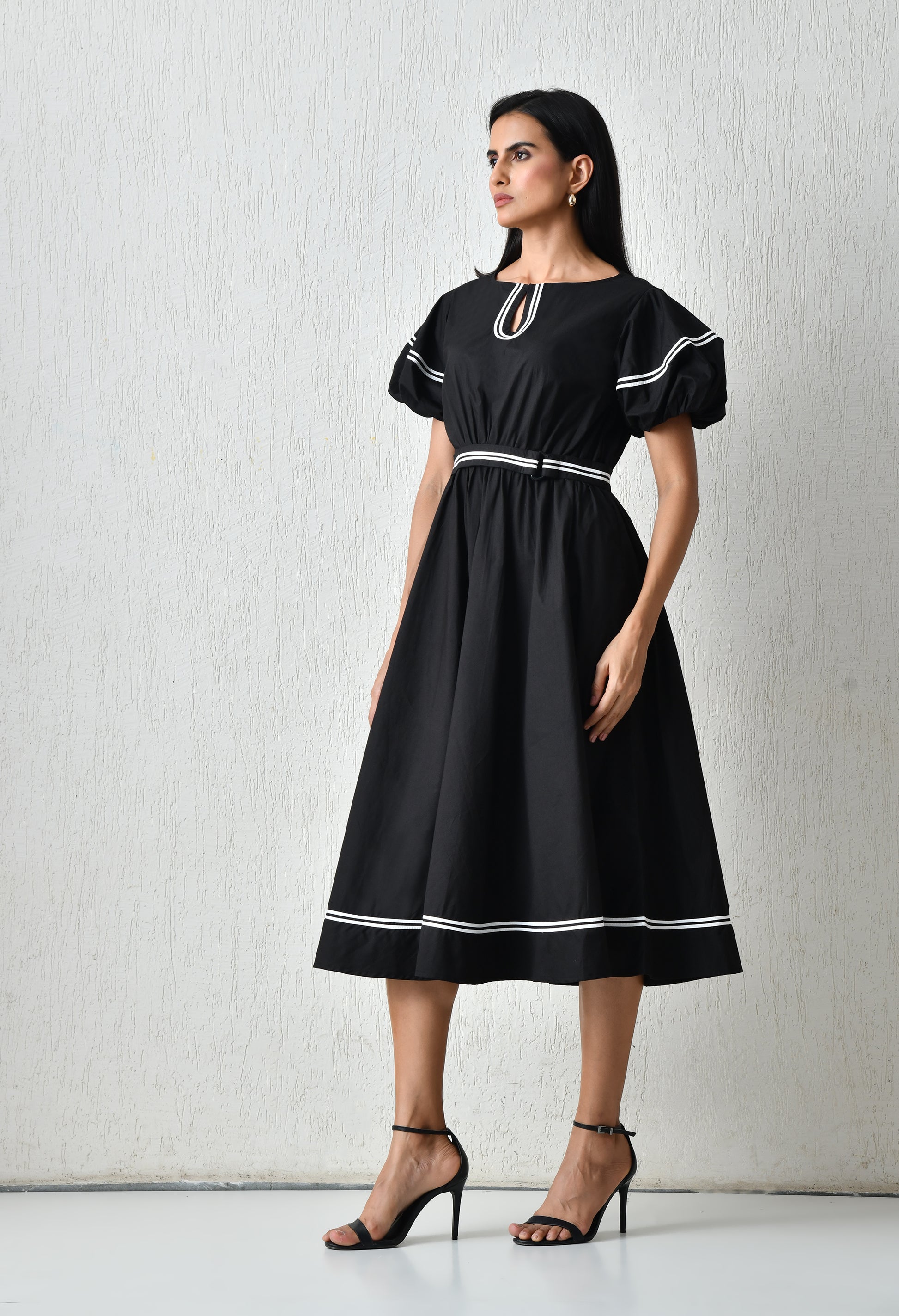 Noir Halo Piped Dress - samant chauhan design 