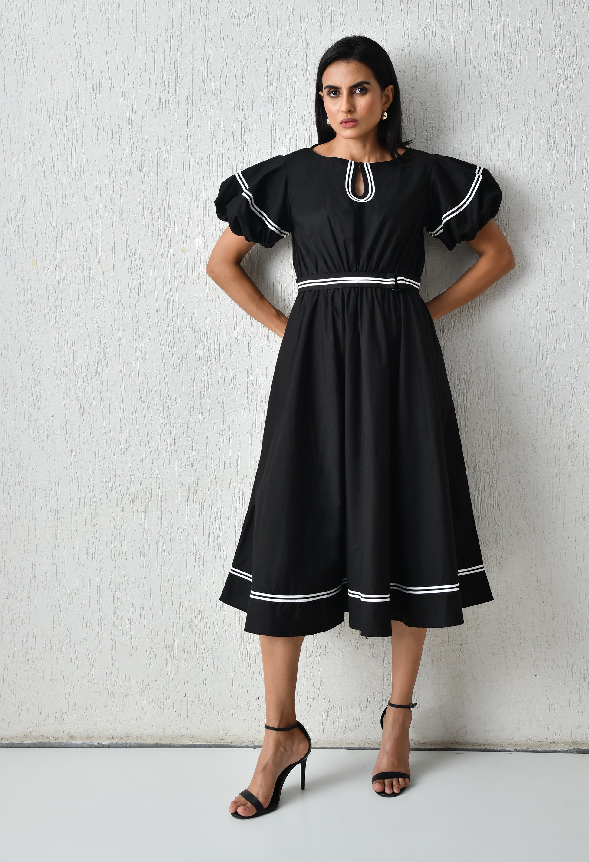 Noir Halo Piped Dress - samant chauhan design 