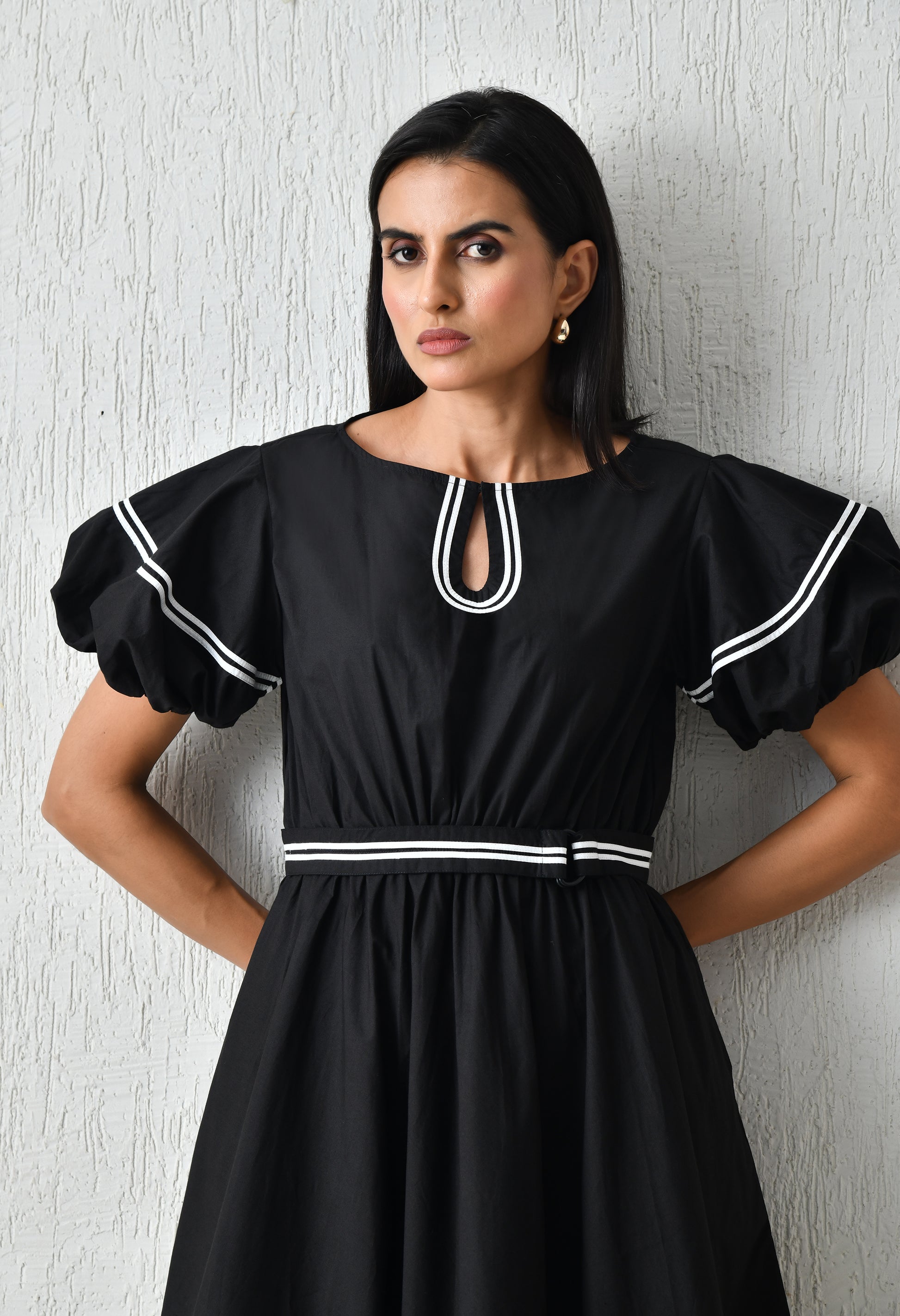 Noir Halo Piped Dress - samant chauhan design 