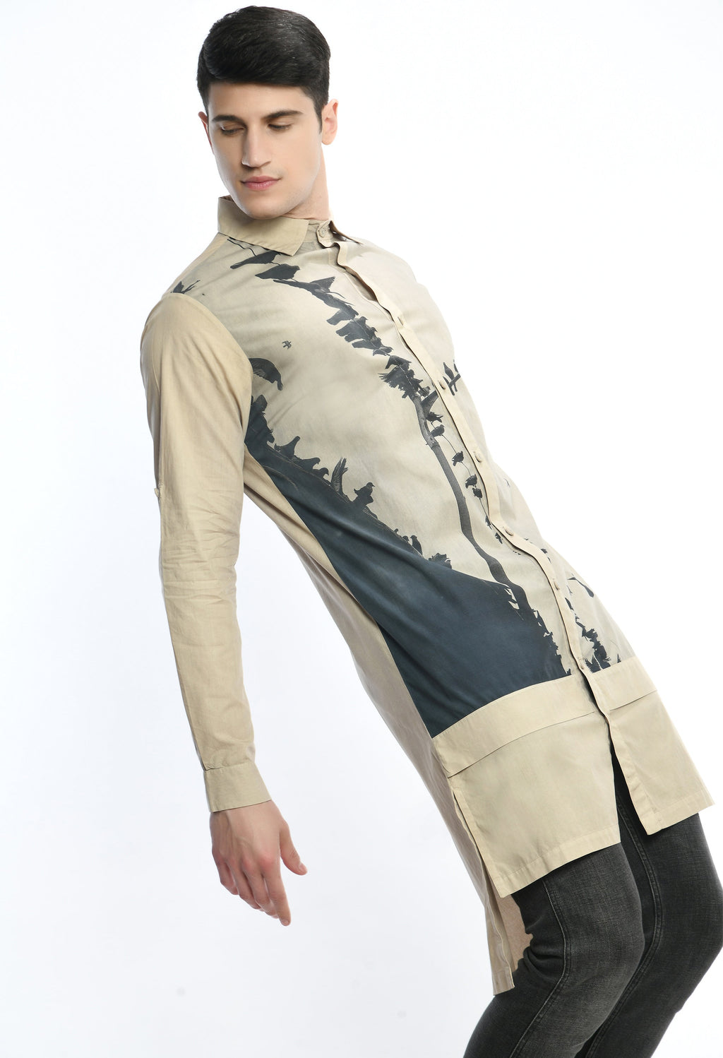 BEIGE FEATHER SHIRT crafted in soft cotton with cultural print.