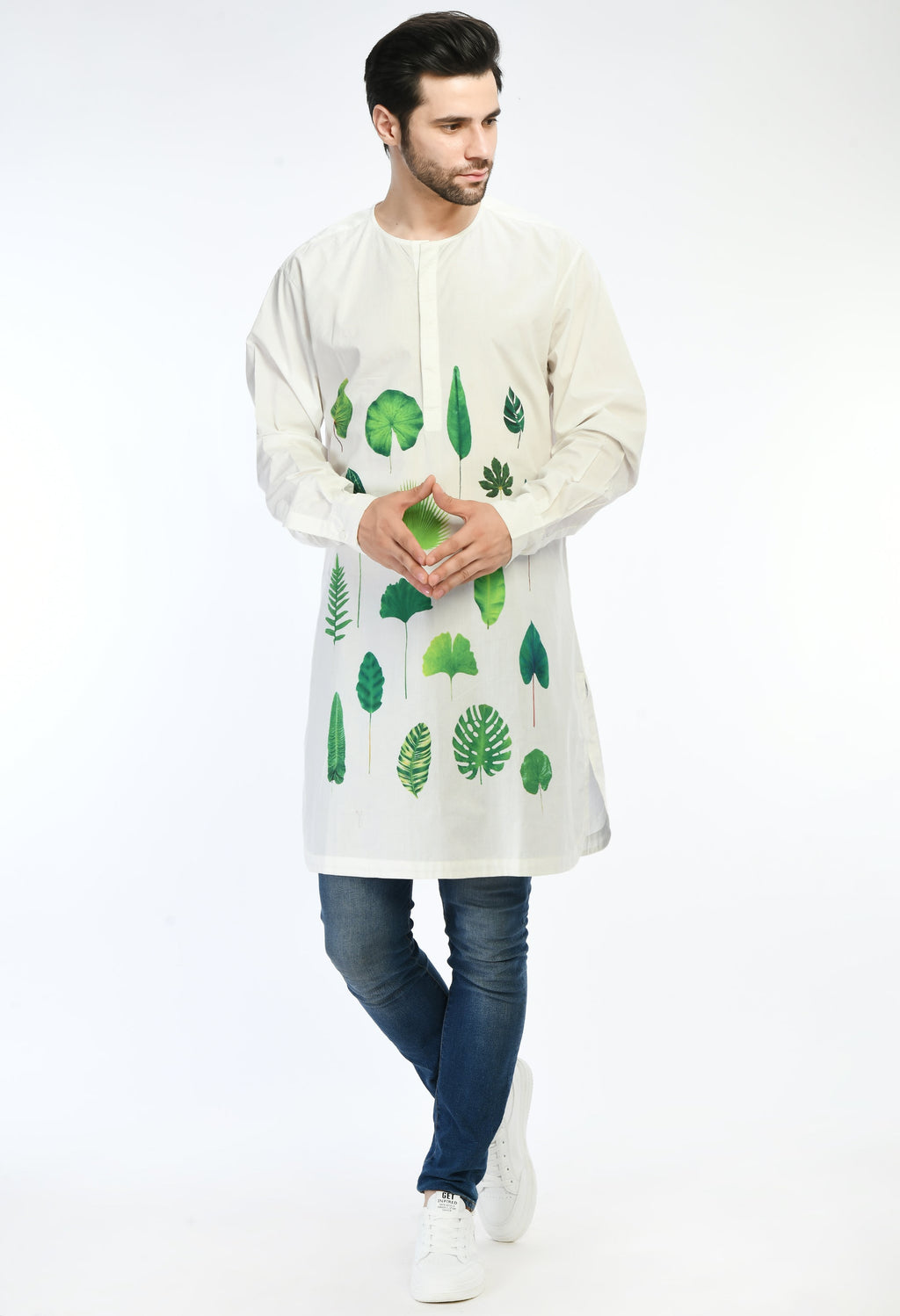 FOREST GRID SHIRT with small plant prints, soft cotton, light and comfortable for everyday wear.