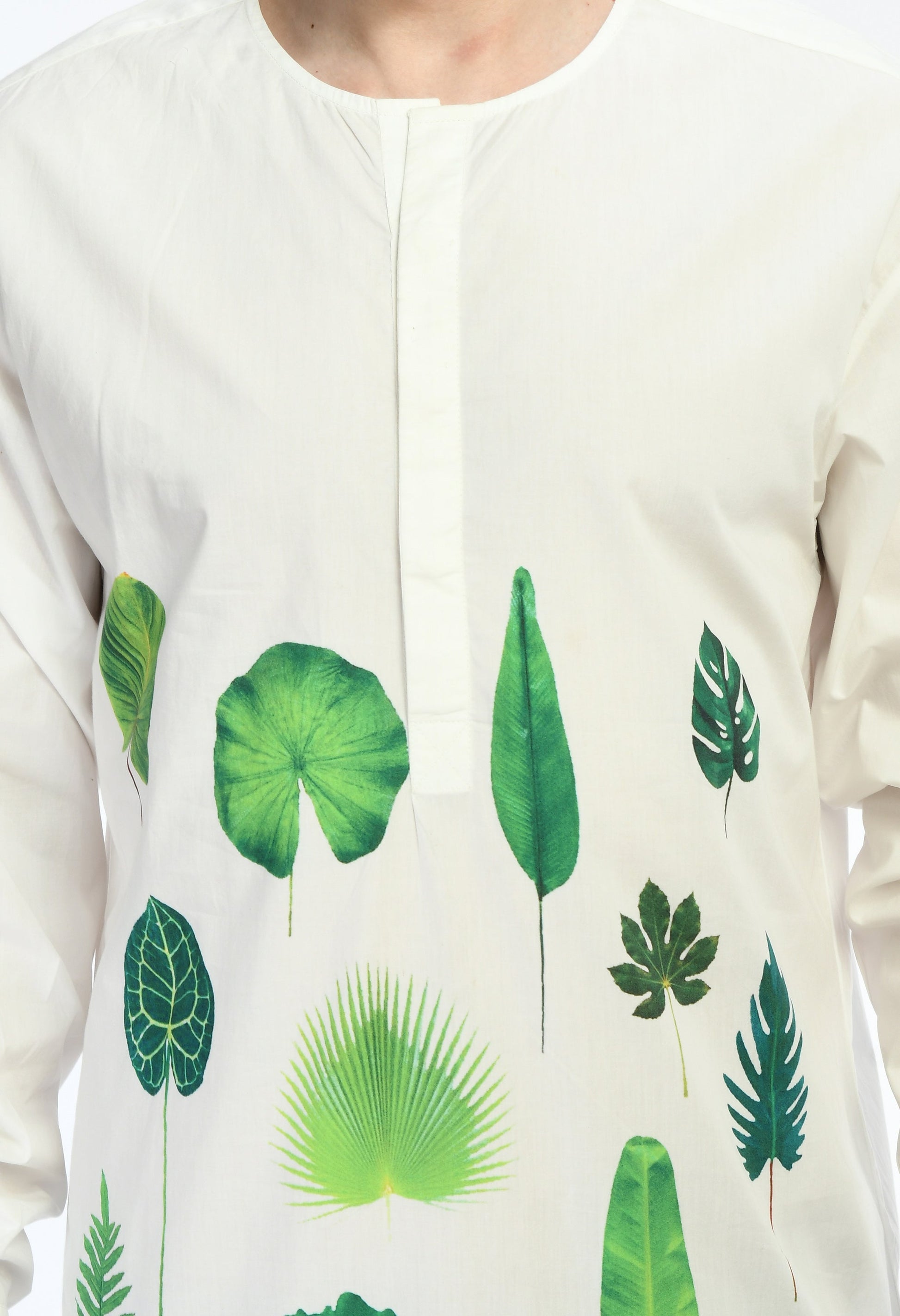 FOREST GRID SHIRT with small plant prints on soft cotton fabric.