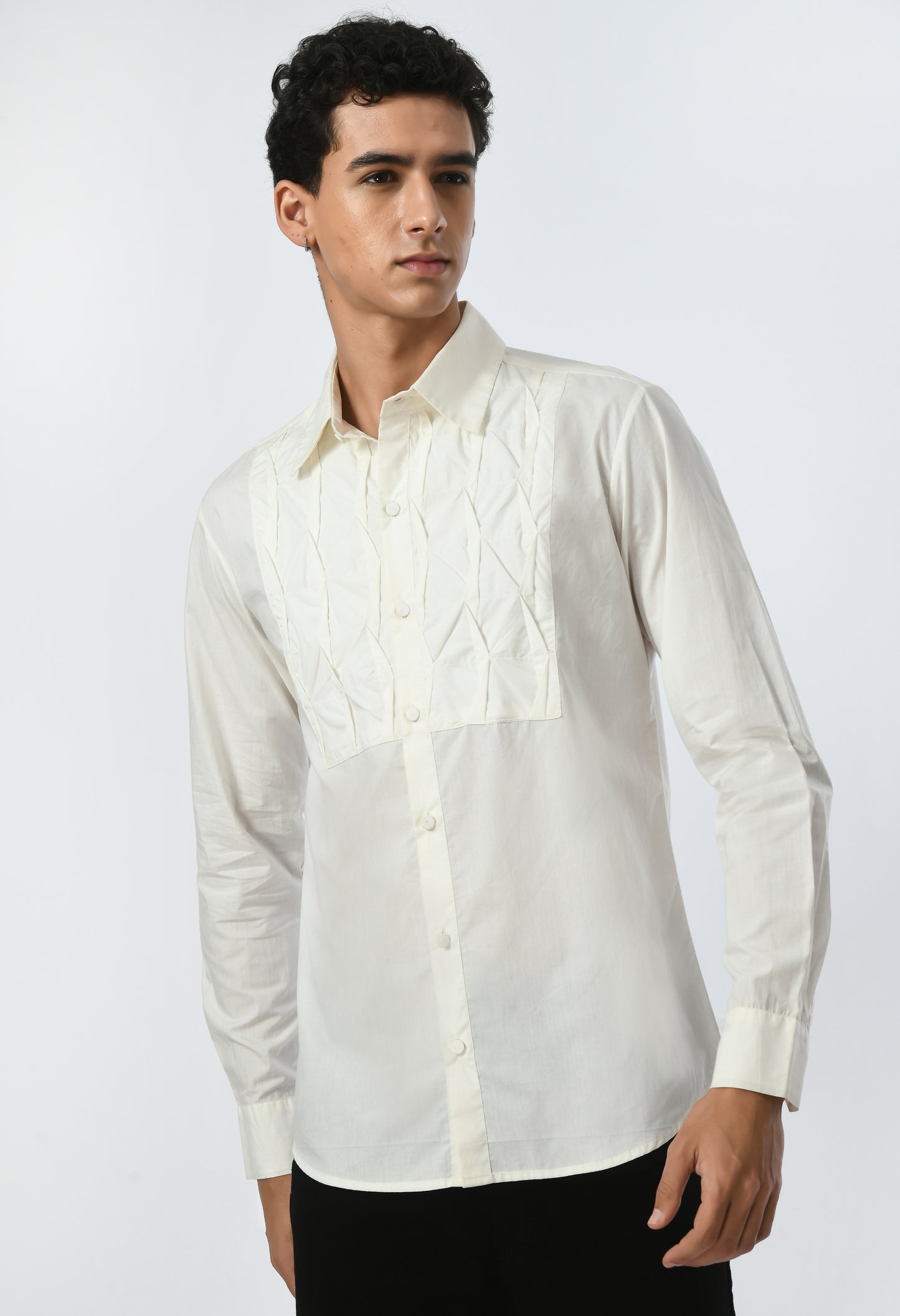 Semiformal white mens cotton shirt.